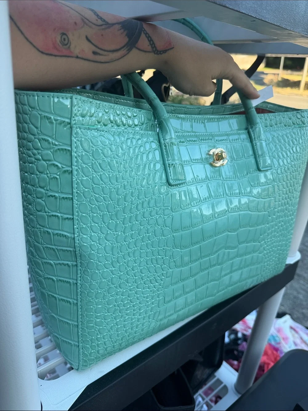 Mint Croc-Embossed Tote Handbag with Gold Accent